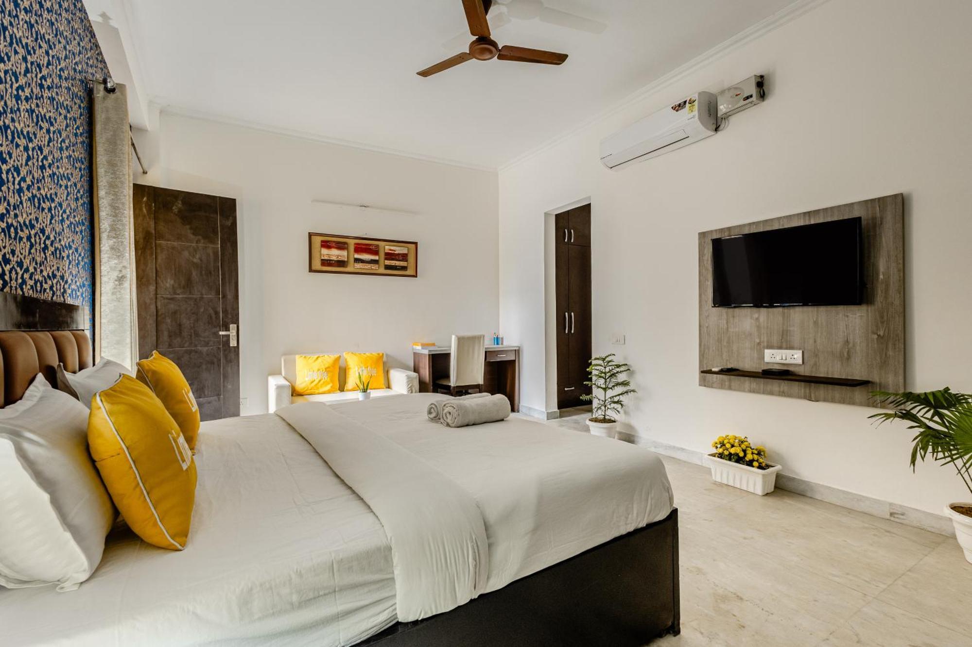 Lime Tree Service Apartment Golf Course Road, Гургаон Екстериор снимка