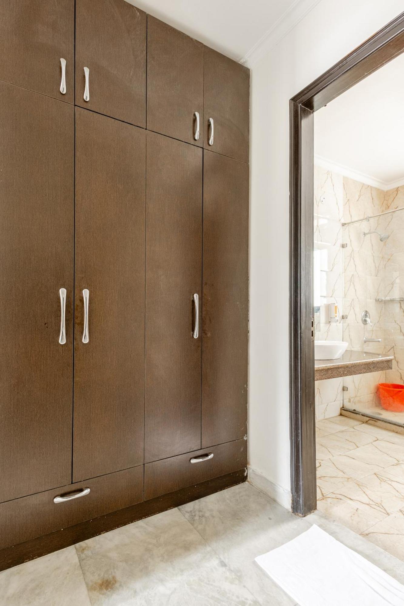 Lime Tree Service Apartment Golf Course Road, Гургаон Екстериор снимка