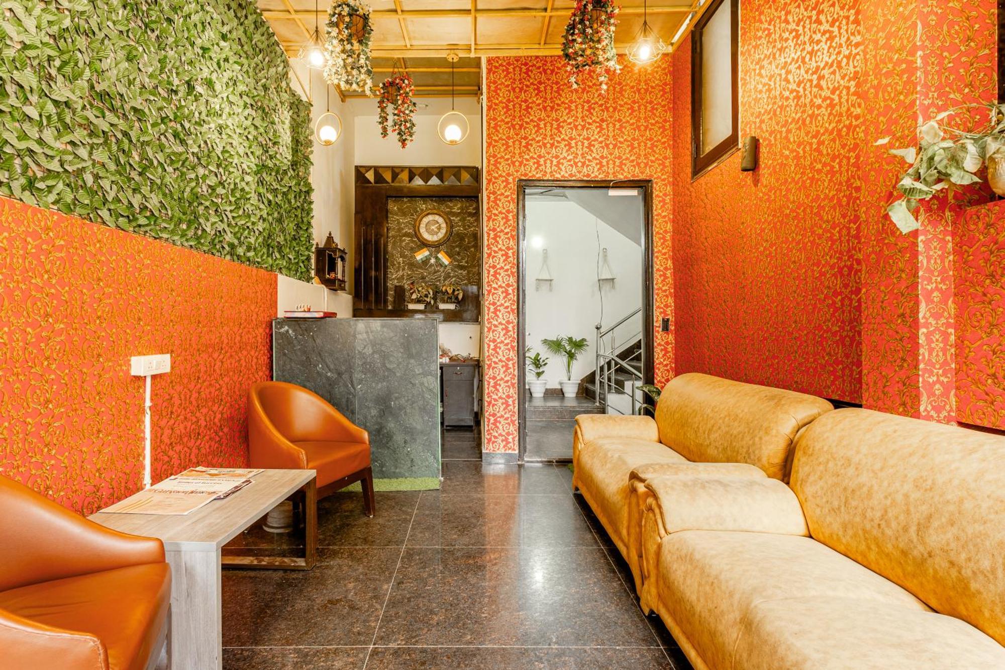 Lime Tree Service Apartment Golf Course Road, Гургаон Екстериор снимка