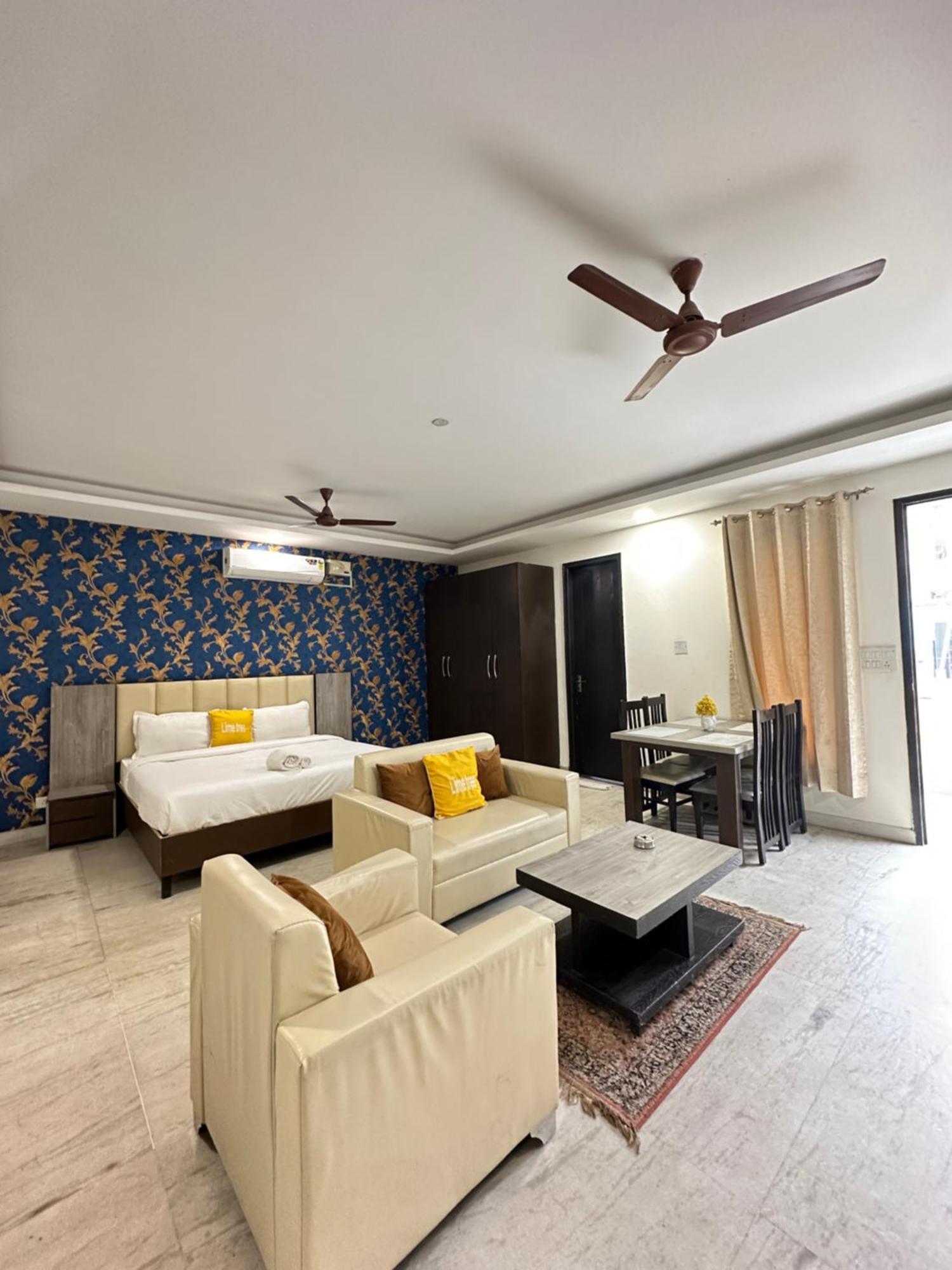 Lime Tree Service Apartment Golf Course Road, Гургаон Екстериор снимка