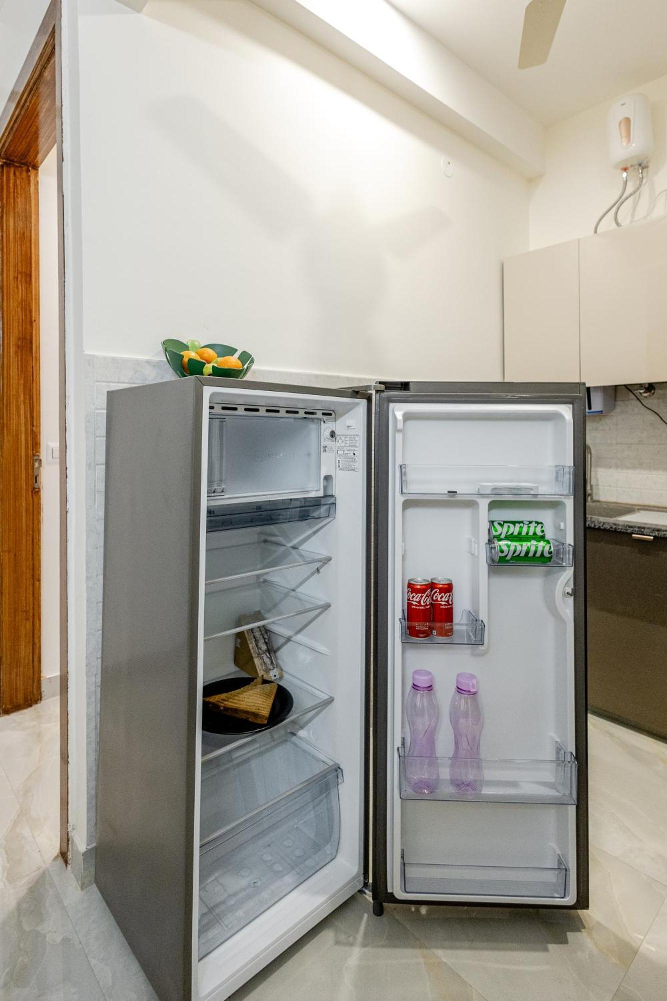 Lime Tree Service Apartment Golf Course Road, Гургаон Екстериор снимка